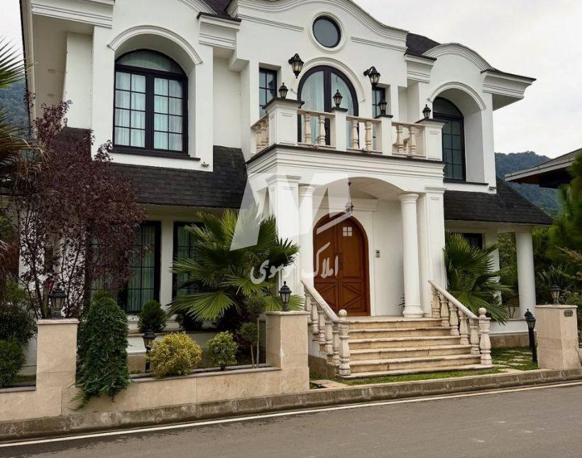 خرید ویلا نما انگلیسی 500 متری داخل شهرک برند | 500 متر