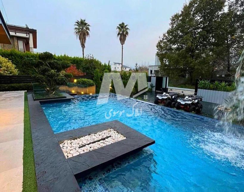 فروش ویلا نما شیشه مدرن 500 متری همراه استخر | 500 متر