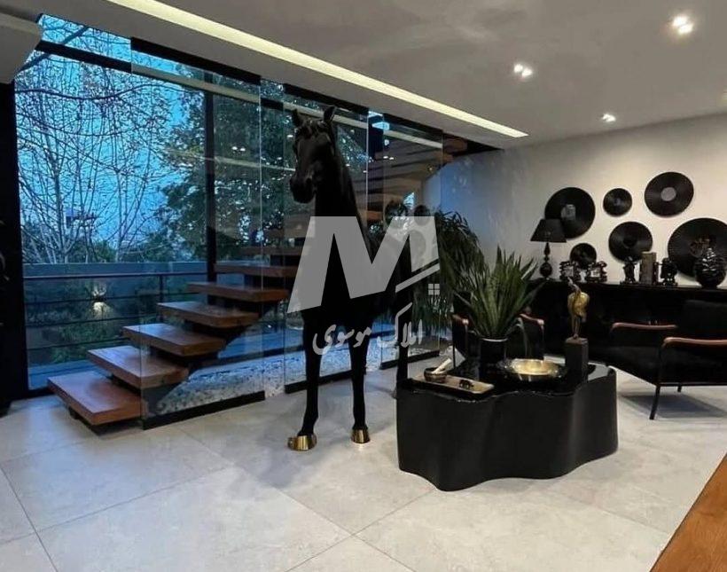 فروش ویلا نما شیشه مدرن 500 متری همراه استخر | 500 متر