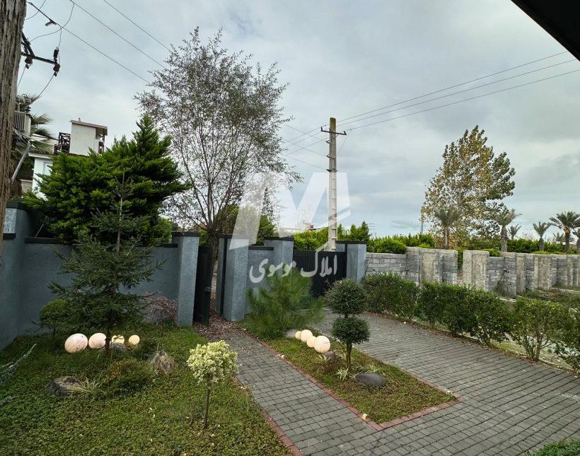 فروش ویلا ۲۵۰ متری مدرن ۴ خواب شهرکی سند دار جاده دریای ایزدشهر | ۳۰۰ متر