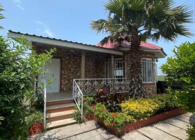 فروش باغ ویلا ۳۰۰ متری داخل شهرک نعمت آباد چمستان | ۳۰۰ متر