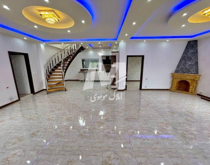 خرید ویلا نیم پیلوت 230 متری سند تک برگ کلید نخورده | 230 متر