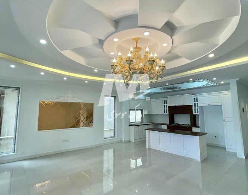 خرید ویلا کاخ سند دار جنگلی ۵۰۰ متری سعادت آباد چمستان | ۵۰۰ متر