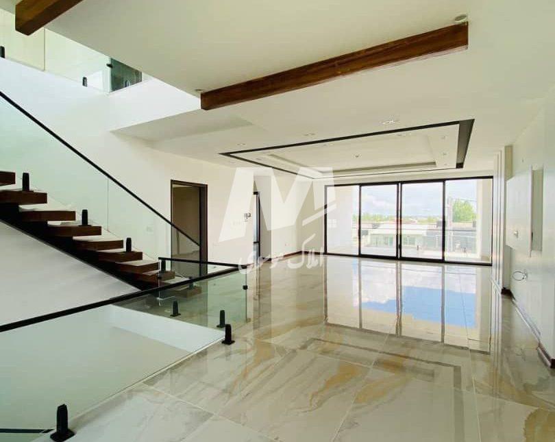 خرید ویلا در نور ۳۶۰ متری با استخر و روف گاردن سند دار | ۳۵۰ متر