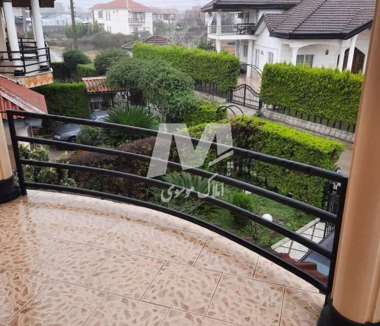 خرید ویلا در نوشهر ۲۵۰ متری سند دار داخل شهرک | ۲۵۰ متر