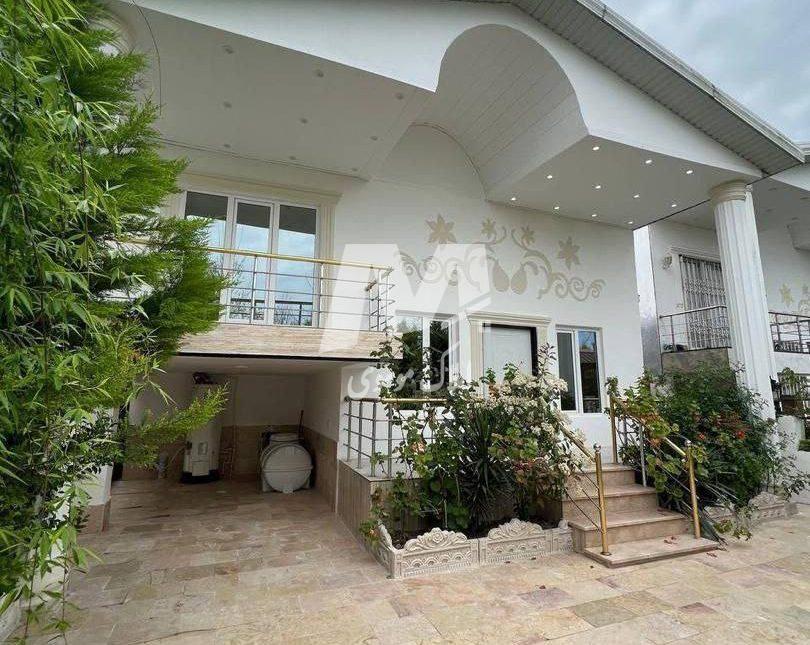 خرید ویلا ۳۰۰ متری قطعه یک جنگل در بلویج چمستان | ۳۰۰ متر