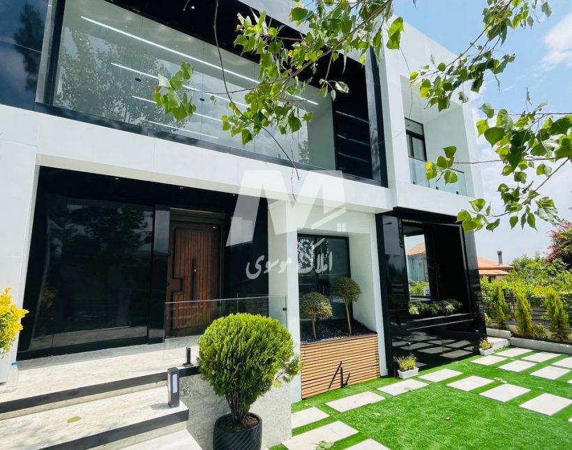 فروش ویلا باغ دوبلکس 200 متری کلید نخورده سند شش دانگ | 200 متر