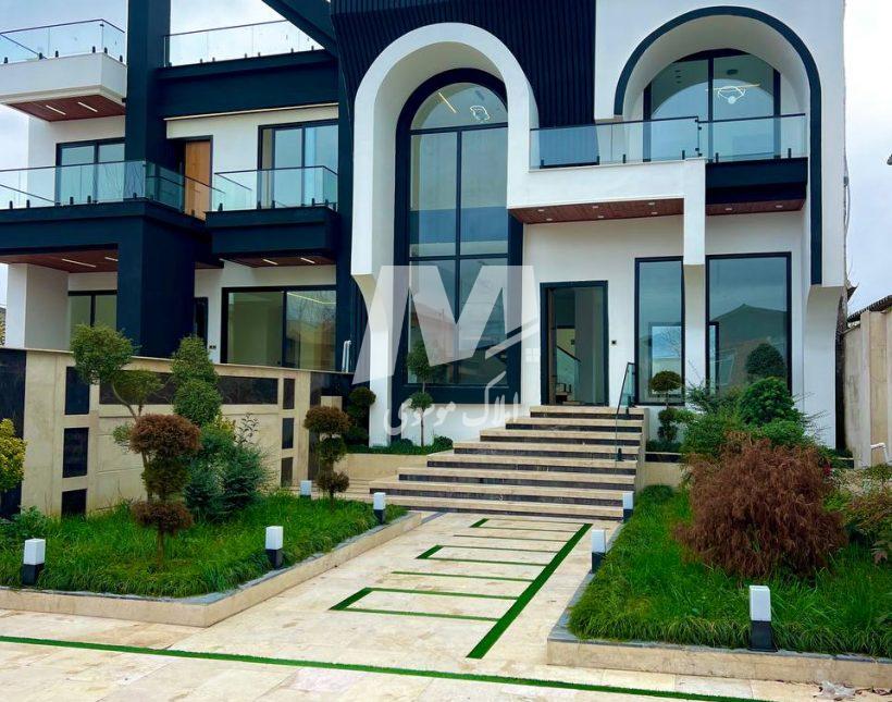 خرید ویلا در نور ۳۰۰ متر بنا هوشمند | ۲۵۰ متر