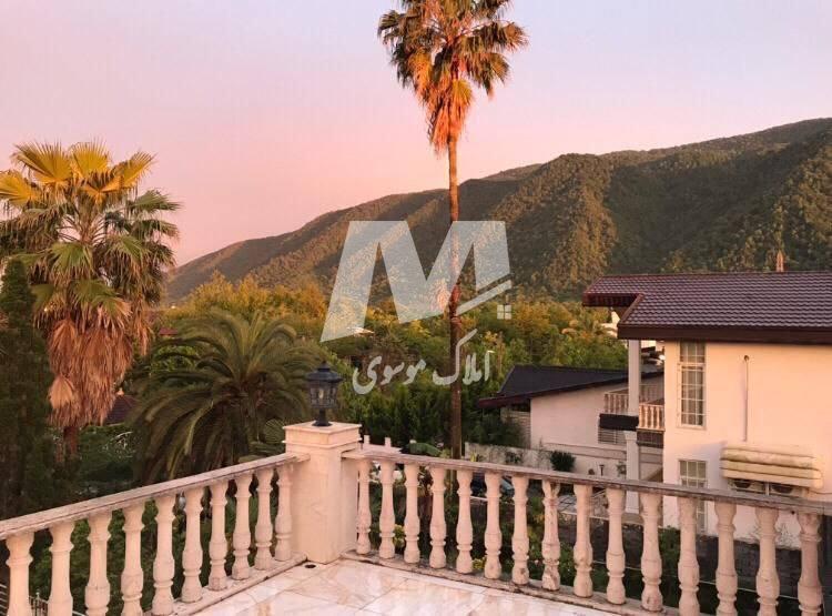 خرید ویلا دوبلکس نوشهر شهرک برند سند تک برگ 3 خواب مستر | 550 متر