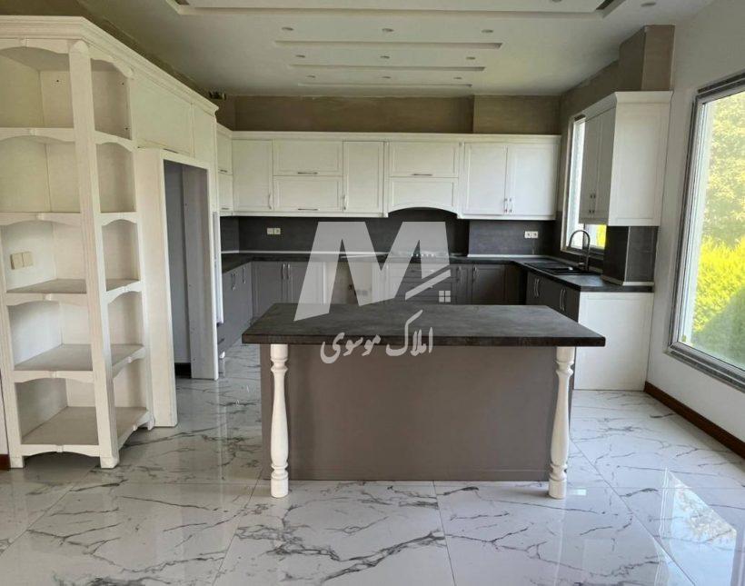 خرید ویلا کلاسیک ۴۰۰ متری شهرکی در لتینگان نوشهر | ۴۰۰ متر