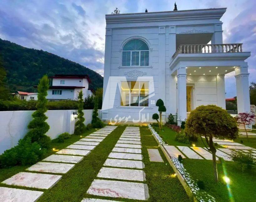 خرید ویلا ۳۰۰ متری شیک در سعادت آباد چمستان | ۳۰۰ متر