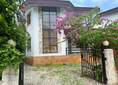 خرید ویلا نزدیک جاده اصلی در آهودشت چمستان | ۲۱۵ متر