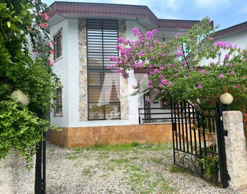 خرید ویلا نزدیک جاده اصلی در آهودشت چمستان | ۲۱۵ متر