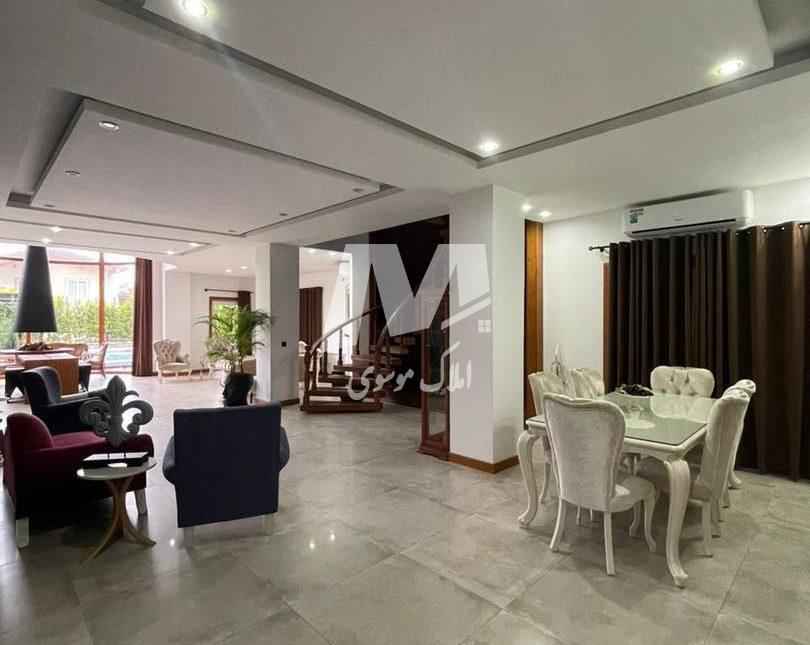 خرید ویلا تریپلکس نوشهر شهرکی سند دار با حمام ترکی | 455 متر