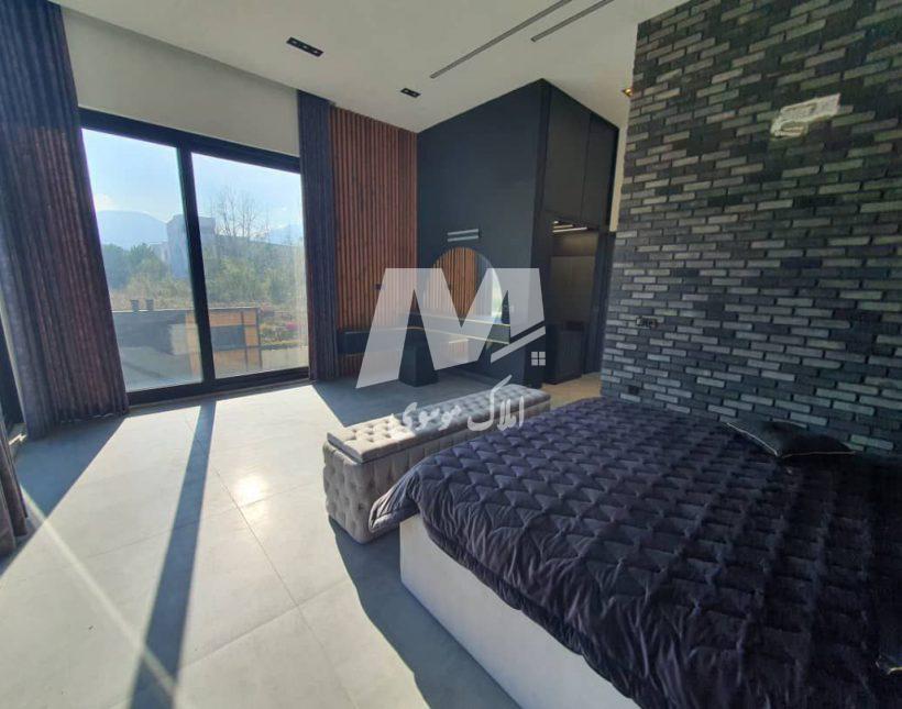 خرید ویلا دوبلکس رویان 900 متر زمین 700متر بنا سند دار | 900 متر