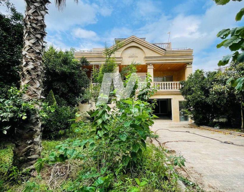 فروش ویلا باغ 320 متری استخردار سند شش دانگ چمستان | 320 متر