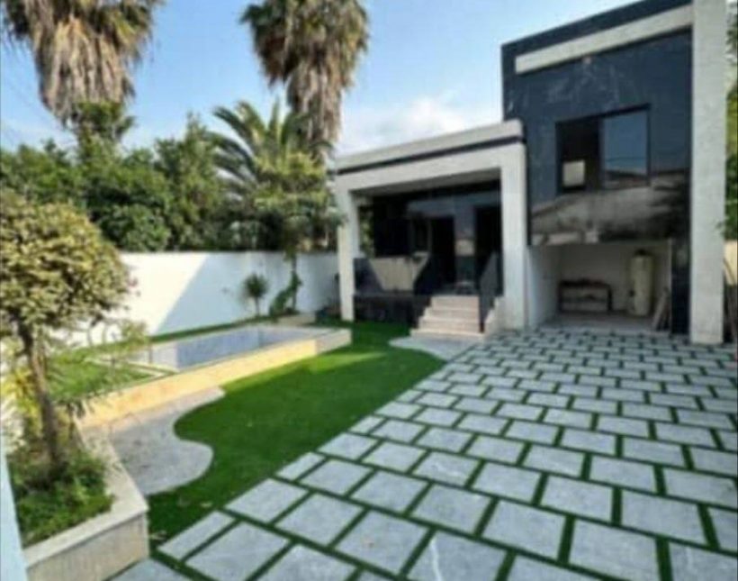 فروش ویلای استخردار بهدشت نیم‌پیلوت بازسازی‌شده | ۲۴۰ متر