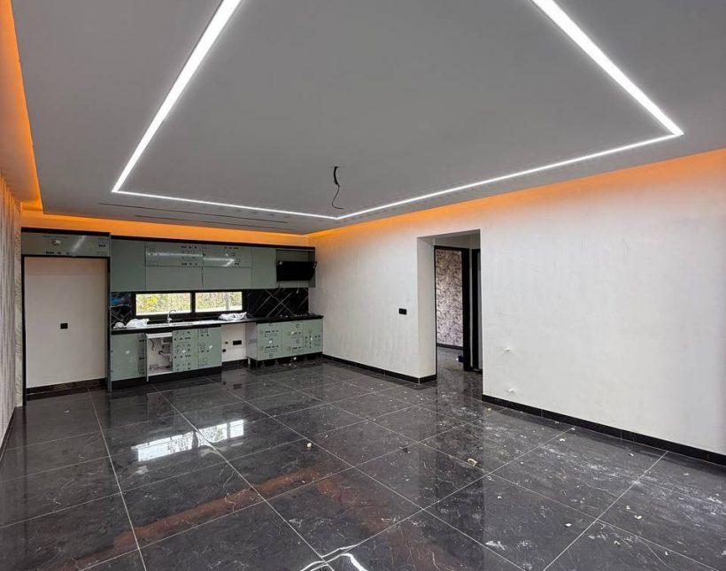 فروش ویلای همکف مدرن ۳ خوابه سند تک‌برگ آماده انتقال | ۱۸۰ متر