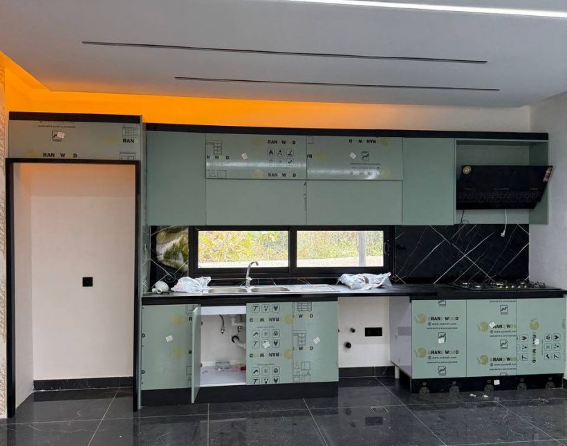 فروش ویلای همکف مدرن ۳ خوابه سند تک‌برگ آماده انتقال | ۱۸۰ متر