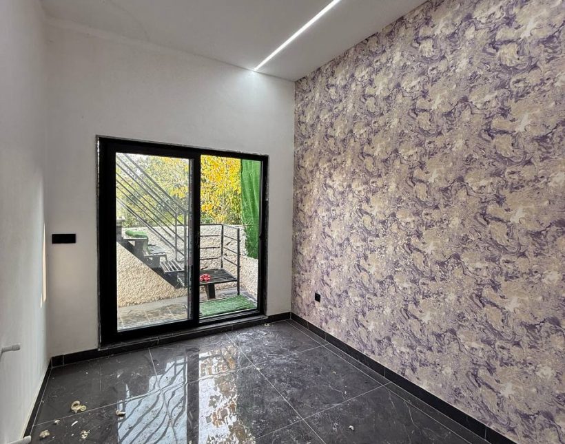 فروش ویلای همکف مدرن ۳ خوابه سند تک‌برگ آماده انتقال | ۱۸۰ متر