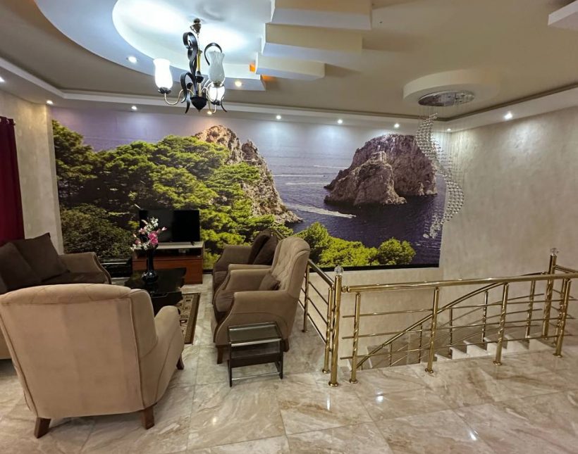 خرید ویلا لوکس در برندترین شهرک امیرآباد ۳ خواب مستر فول مبله | ۲۵۰ متر