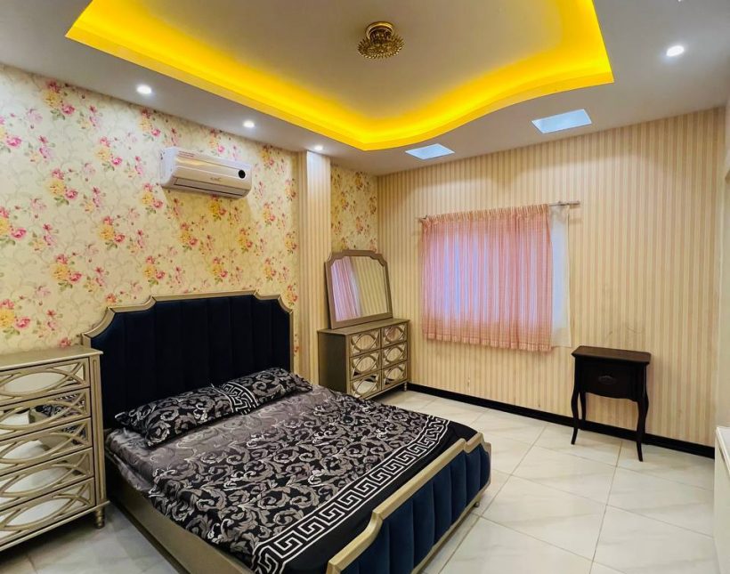 خرید ویلا لوکس با استخر در سعادت‌ آباد ۳۰۰ متری سند تک‌ برگ | ۳۰۰ متر