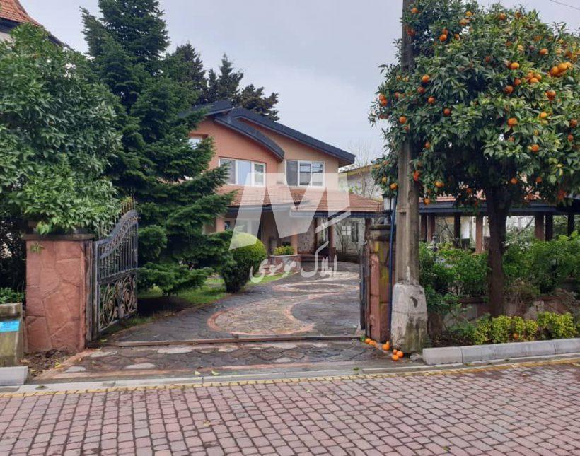 فروش ویلا باغ دوبلکس 460 متری شهرکی با گیت نگهبانی نوشهر | 460 متر