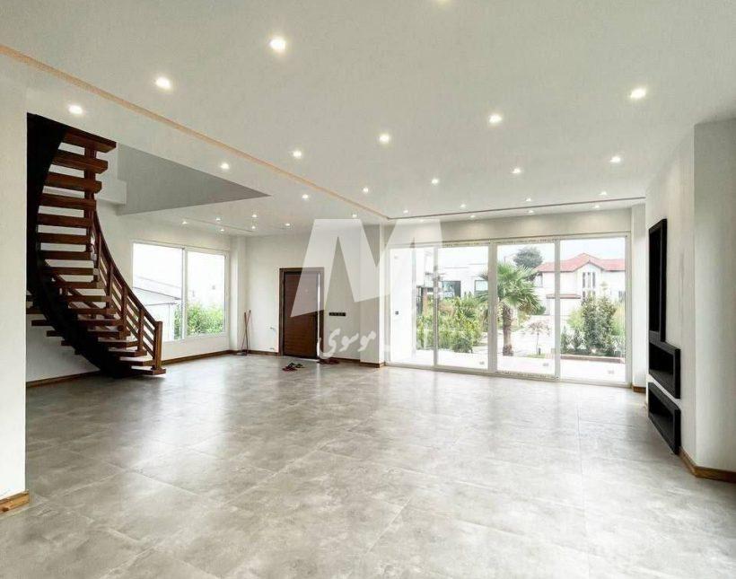 خرید ویلا دوبلکس استخر دار ۳۵۰ متری در ناتل نور | ۳۵۰ متر