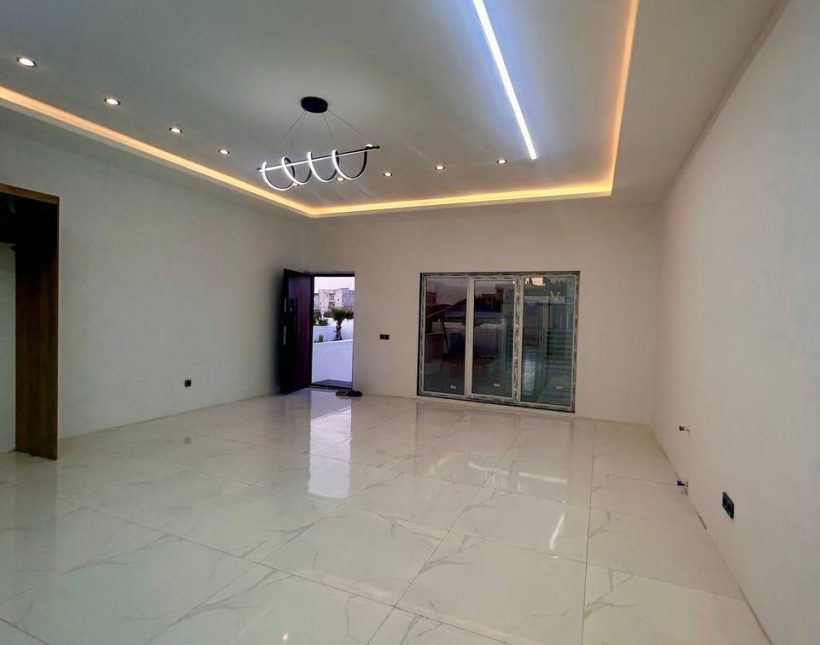 فروش ویلا همکف شهرکی چمستان نوساز ۲خواب مستر | ۲۱۰ متر