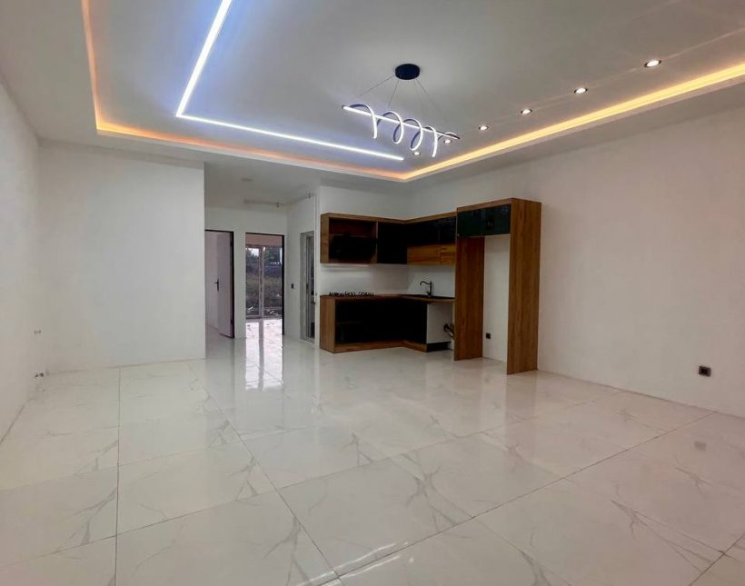 فروش ویلا همکف شهرکی چمستان نوساز ۲خواب مستر | ۲۱۰ متر