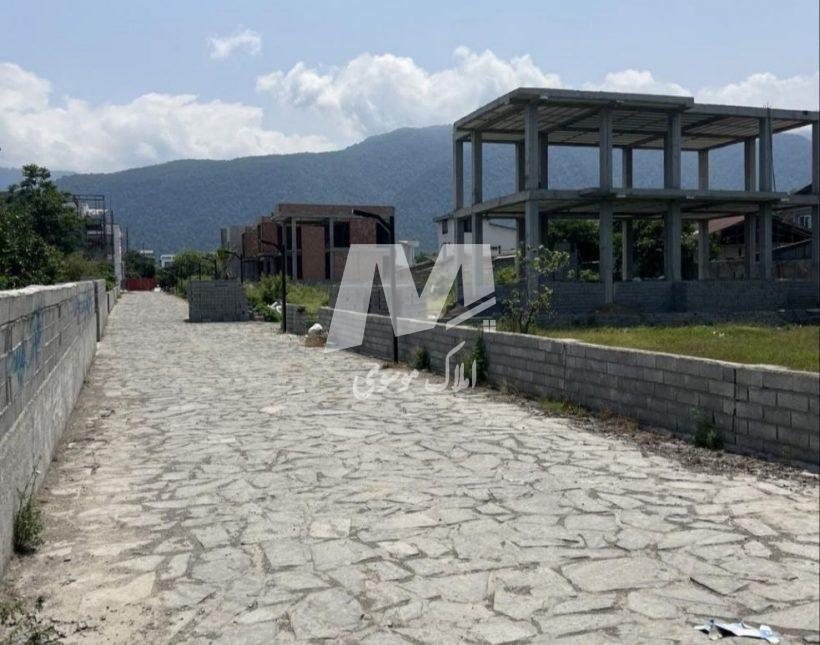 فروش فوری یک قواره زمین ۲۰۰ متری در شمال | ۲۰۰ متر