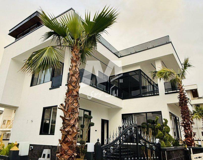 خرید ویلا مدرن با متریال درجه یک 400 متری خط ساحلی نوشهر | 400 متر