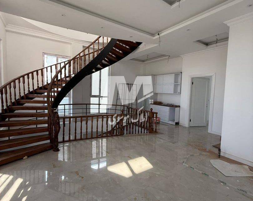 خرید ویلا داخل شهرک نوساز با آسانسور | ۴۷۰ متر