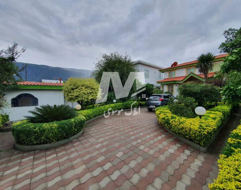 خرید ویلا باغ سرسبز ۵۰۰ متری سند دار لاویج چمستان | ۵۰۰ متر