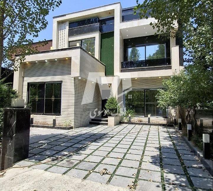 خرید ویلا دوبلکس استخردار 300 متری کلید نخورده چمستان | 290 متر