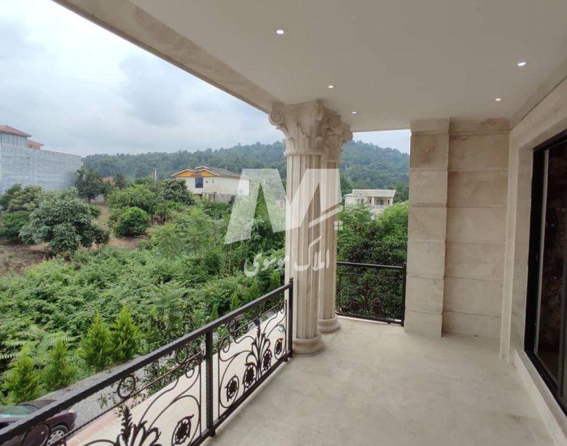 خرید ویلا در نور ۳۰۰ متری نزدیک دریاچه سند دار دشت نور | ۳۰۰ متر