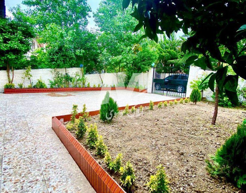 فروش ویلا باغ نیم پیلوت شهرکی با گیت نگهبانی تاپ لوکیشن | 250 متر