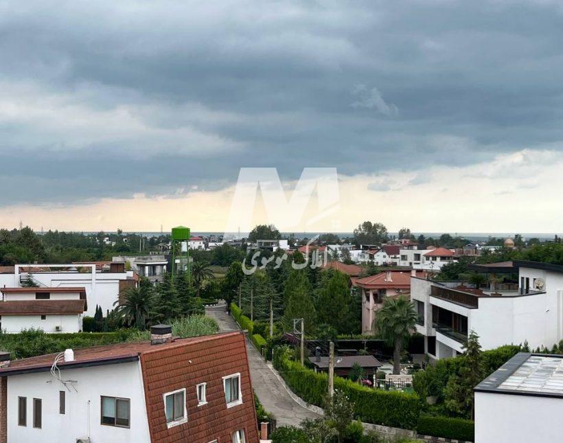 خرید ویلای مدرن ۴۰۰ متری استخر داخل شهرکی در سیاهرود رویان | ۴۰۰ متر