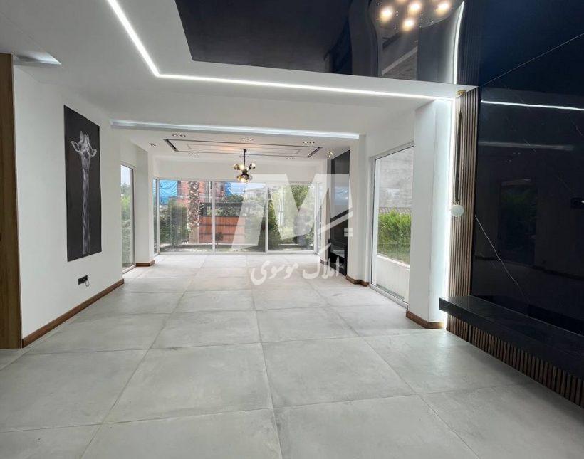 خرید ویلای مدرن ۴۰۰ متری استخر داخل شهرکی در سیاهرود رویان | ۴۰۰ متر