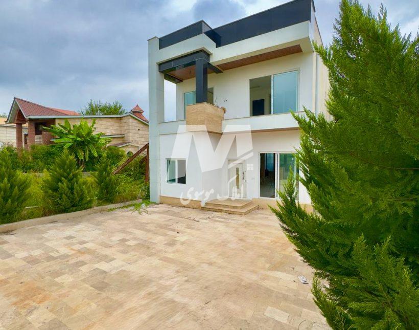 فروش ویلا باغ ۴۵۰ متری استخر داخلی سند شش دانگ چمستان نعمت آباد | ۴۵۰ متر