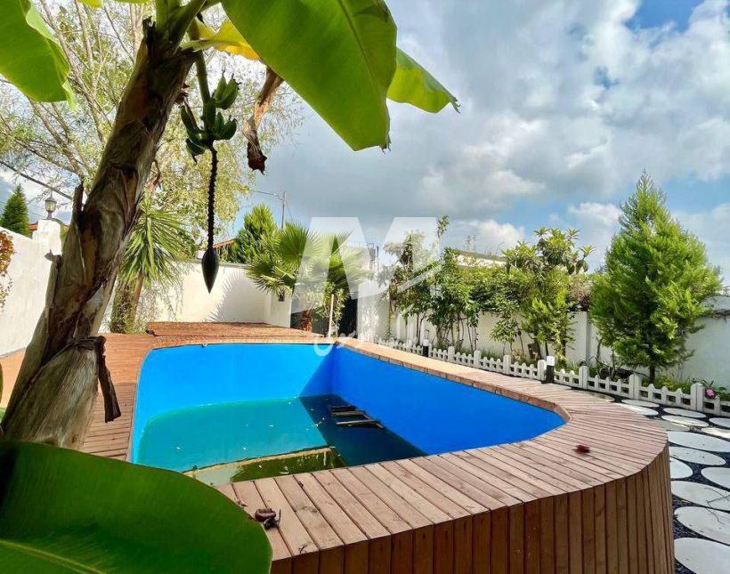 فروش ویلا باغ استخردار سند شش دانگ شهرکی | 250 متر