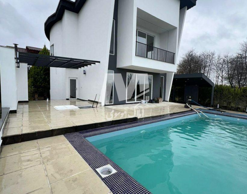 خرید ویلا مدرن ۵۰۰ متری در سعادت آباد چمستان | ۵۰۰ متر