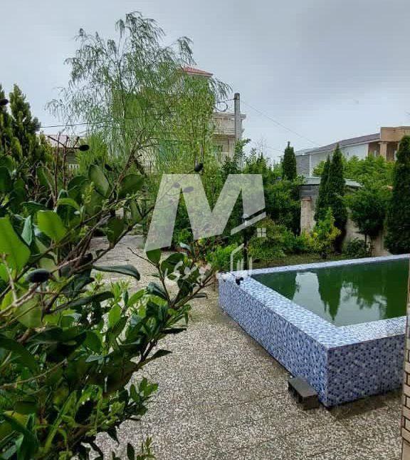 فروش ویلا باغ چمستان 300 متری سه کنتور وصل استخر دار | 300 متر