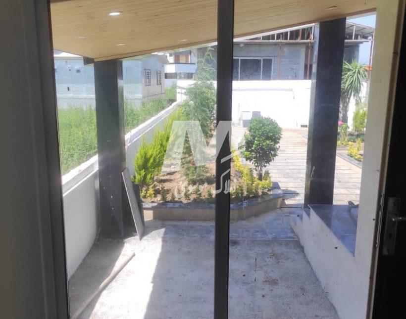 خرید ویلا در نور 250 متری نزدیک دریاچه سند دار | 250 متر