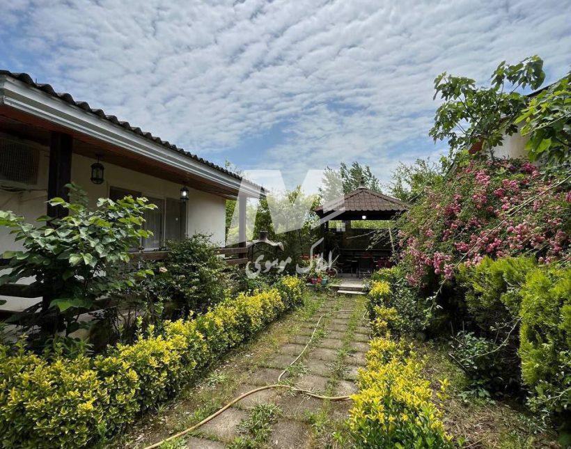 فروش ویلا ۳۰۰ متری منطقه تهرانی نشین نور با سند | ۳۰۰ متر