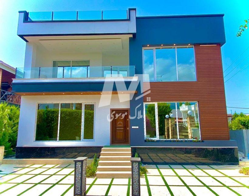 خرید ویلا در نوشهر ۳۲۰ متری استخردار سند دار چلندر | ۳۲۰ متر