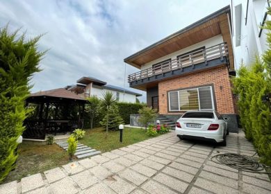 خرید ویلا در رویان ۴۰۰ متری با ویوی جنگل و دریا شهرک ۵۰ هکتاری | ۴۰۰ متر