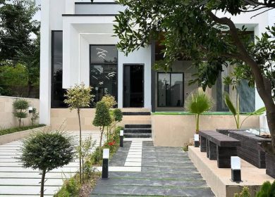 خرید ویلا شمال باغ ۴۰۰ متری داخل شهرک استخر دار | ۴۰۰ متر