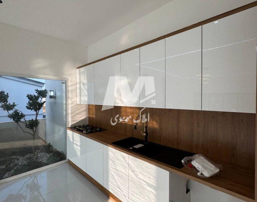 خرید ویلا نور ۳۰۰ متری مدرن سند تک برگ | ۳۰۰ متر