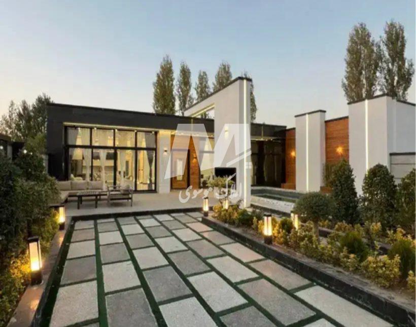 خرید ویلا باغ ۸۰۰ متری سه خوابه نعمت آباد چمستان | ۸۰۰ متر